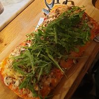Vegan pinsa (delicious and big) at Vapiano in Munich