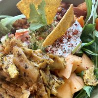 chili sin carne & planted chicken #Veganuary at Nude Food in Augsburg