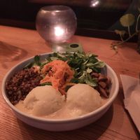 Farmer's bowl at Nude Food in Augsburg