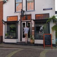 View from the outside at Lvy Indonesia By Anneke's Kitchen in Den Burg