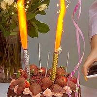 Awesome cake, was sweet heaven. I have tried a few different cakes and cookies from her and honestly never tasted better ones   at Jaynes Vegan Bakes in Wokingham