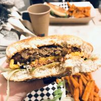  V’Bacon avec steak et bacon vegan #Veganuary at 2VB  in Perpignan