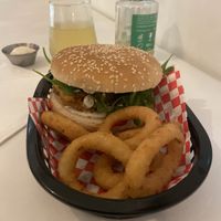 Tofu fillet burger with onion rings  at 2VB  in Perpignan