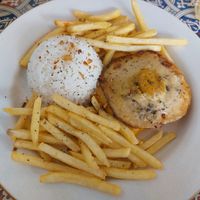 Bitoque com "ovo" at Prema in Viseu