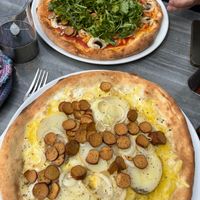 Pizza rucola and paisana at La Carretta in Hotton