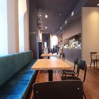 Sitting at Forky's in Vienna