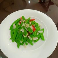Stir fried Lily with Dutch Beans at Yuanqi Vegetarian - 缘启妙膳 in Urumqi