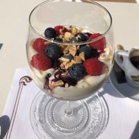 Coffee and vegan granola 💞🤩 at Lovelo Coffee Ride in Orihuela Costa