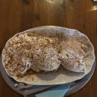 Vegan Apfelstrudel   at Blondies in Bochum