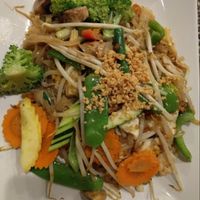 Veggie pad thai at Nisa's Thai in Canton