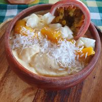 Tropical smoothy bowl at Two Little Birds in Luang Prabang
