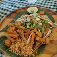 Pad lao at Two Little Birds in Luang Prabang