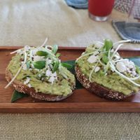 Avocadotoast at Two Little Birds in Luang Prabang