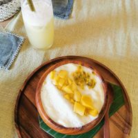 Smoothie bowl at Two Little Birds in Luang Prabang