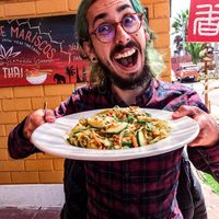 happy customer at Lemongrass in La Serena