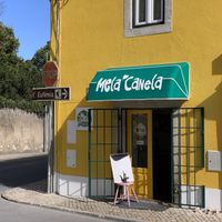 Unobtrusive streetscape at Mela Canela in Sintra