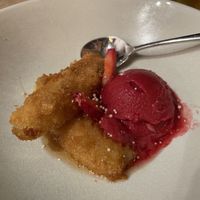 Bananes frites et glace aux fraises  at Bloom Sushi in Montreal