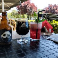 Beer and a mocktail at Ovàl in Thessaloniki