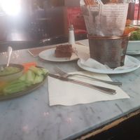Rohkost, Kuchen, Süßkartoffelpommes, Salat at Café Eiles in Vienna