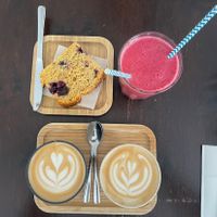 Cafés, smothies, bizcochos veganos...  at Malcafe in Conil De La Frontera