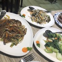 Soy & Mushroom noodles, Beansprouts with seaweed, and Bok Choi at Capitale Della Cina in Florence