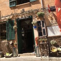 The shop front at Sabitoga in Mallorca