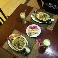 Pineapple fried rice (omg!!) at Rakpak in Koh Samui