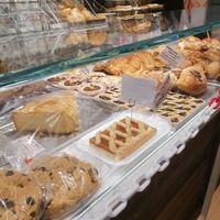 Y do all pics need a description tho at Antico Forno Ursida in Genoa