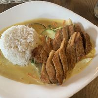 Vegane Ente, Reis, Gemüse und Mango-Soße  at Hanoi Pho in Mannheim