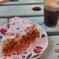 vegan apple pie and iced coffee at Little Big House in Thessaloniki
