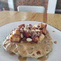 Waffle with caramelized banana and apple at Choclo y Maíz Cocina Vegana in Guadalajara