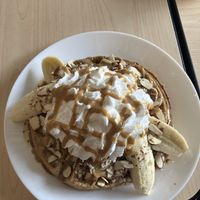 Banana cream and almonds waffle. Tres leche flavour 10/10  at Choclo y Maíz Cocina Vegana in Guadalajara