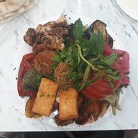 Veggie- Falafel-Halloumi Plate at Azzam in Berlin