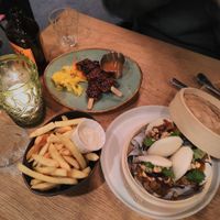 Sate sticky tempeh, bao bun jackfruit at Jeff's in Amersfoort