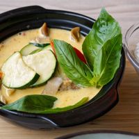 Marmite de Bà Dung at Mây Bay in Vincennes