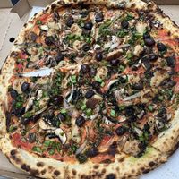 Vegan Pizza (Menu #20)  at Jungel Pizza in Oslo