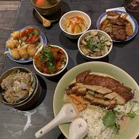 All the stuff, vegan duck is 💣  at Element Five in Berlin