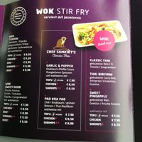stir fries at Som Kitchen in Vienna