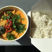 thai red curry with tofu at Som Kitchen in Vienna