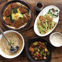 My diner selection  at Zhong Yong Vegetarian in Guangzhou