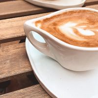 Cappuccini with oat milk at Manna Porto in Porto