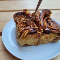 Apple almond cinnamon roll at Zeit für Brot - Weinbergsweg in Berlin