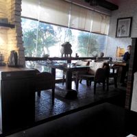 the restaurant at Shan Ding Dong Ren - Caveman Vegetarian Teahouse in Dongguan