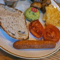 Vegan breakfast plate at Greasy Spoon - Tjärhovsgatan in Stockholm