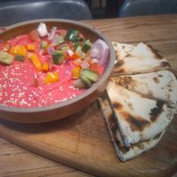Pink hummus & pita at Casa in New Territories