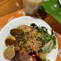 Restaurante vegano a kg em Ipanema. Valor justo. O kg custa 62,90. Valor do prato: 30,00 reais.   at Bardana Cozinha Natural in Rio De Janeiro