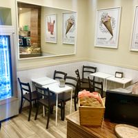 Interior   at Lemongrass in Rome