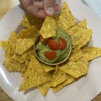 Nachos com guacamole   at Bento's in Praia Da Barra