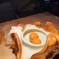 Complimentary clementines at Pu Ti Su - Bodhi Vegetarian - Jingliguan in Chongqing