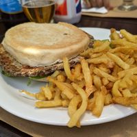 Veggie burger at Los Isleños in Tigre